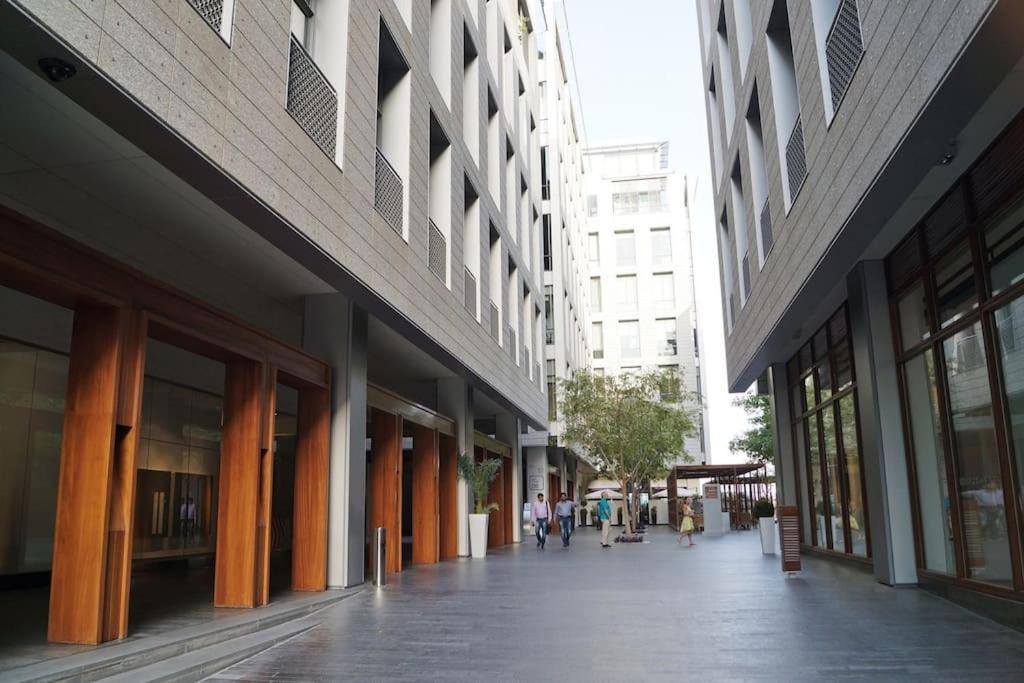 Nasma Luxury - Limestone House Дубай
